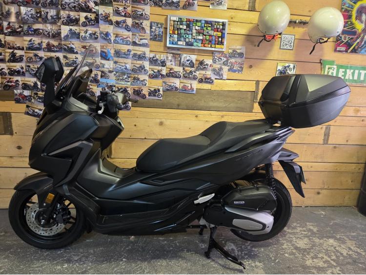 HONDA NSS FORZA 125 TOP BOX GARANTIE CONSTRUCTEUR