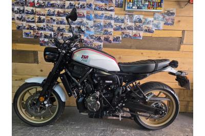 YAMAHA XSR 700 XTRIBUTE