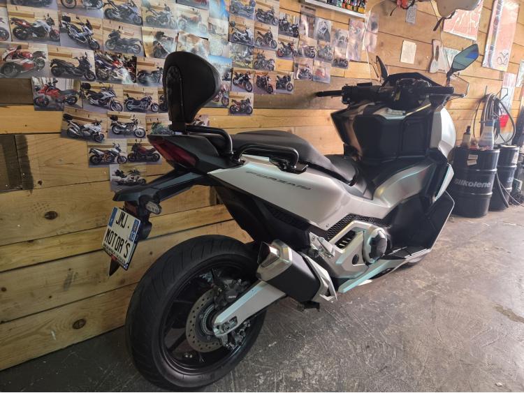 HONDA NSS FORZA 750 Garantie constructeur 
