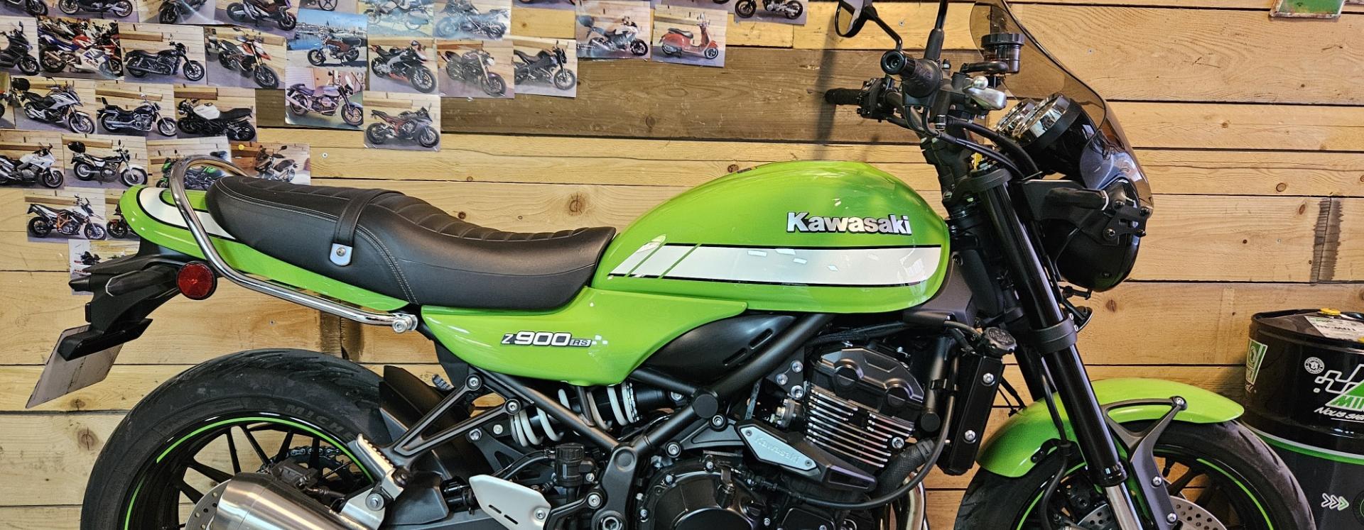 z900
